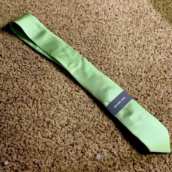 Michael Kors Light Green Necktie - Picture 2 of 3